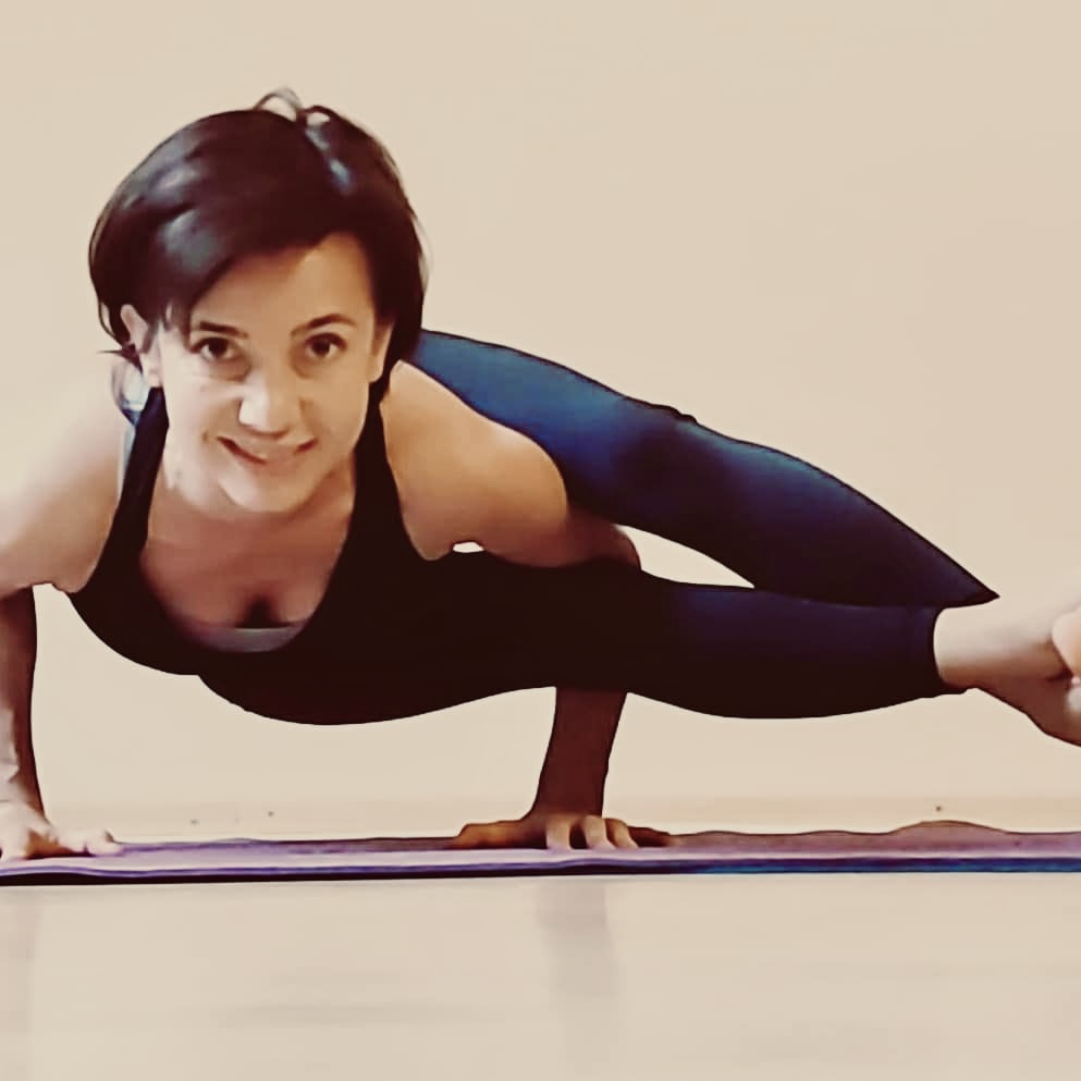 balanse niskopodłogowe misja astavakrasana